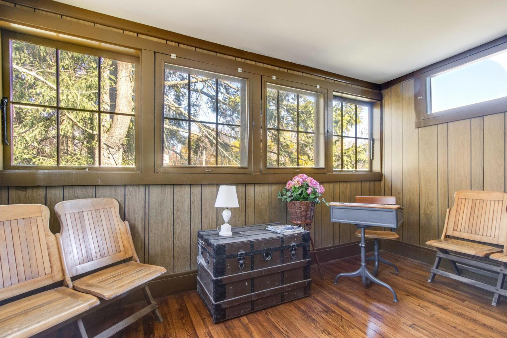Victorian Home With Porch 6 Mi To Hickory Run Park! White Haven エクステリア 写真